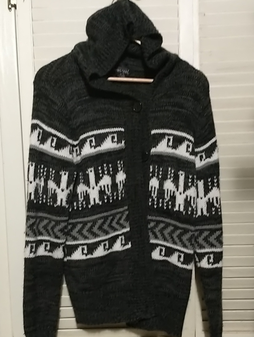 Wet Seal gray White Hooded Knit button Sweater long sleeve tribal bird sz XL